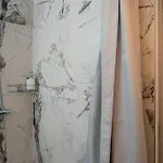 New Cute Studioapartment In + Free Bikes 아파트 류블랴나